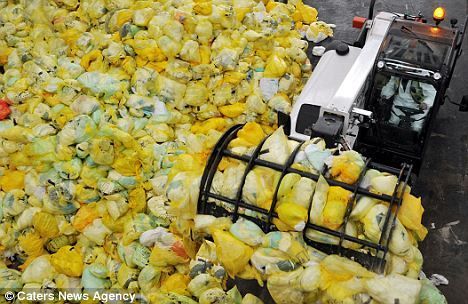 英國(guó)一次性衛(wèi)生用品回收再利用工廠。