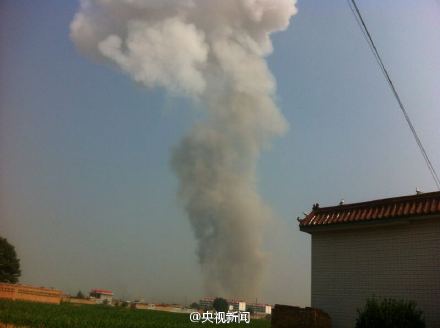 河北煙花爆竹非法窩藏點(diǎn)爆炸 已致15人死2人重傷