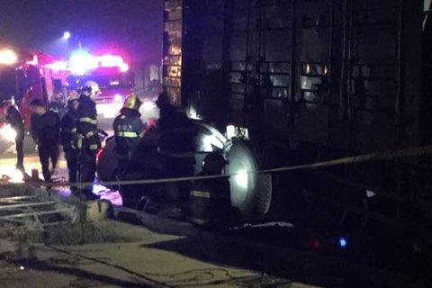 湖南一奔馳車醉駕嚴重超速追尾 車上5死1傷